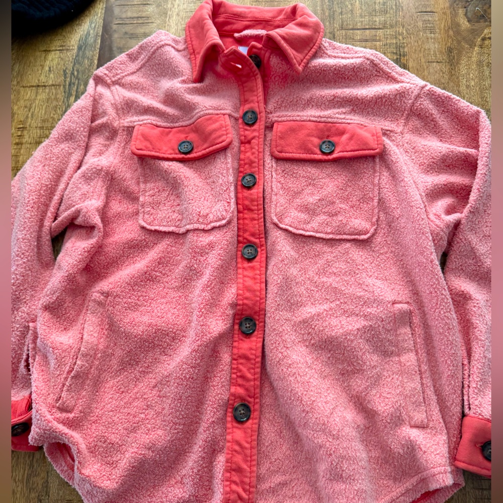 Kohls (SO) Juniors Shacket. Size XS